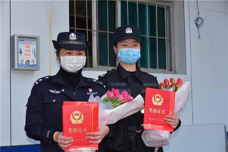 蛇吃金钥匙